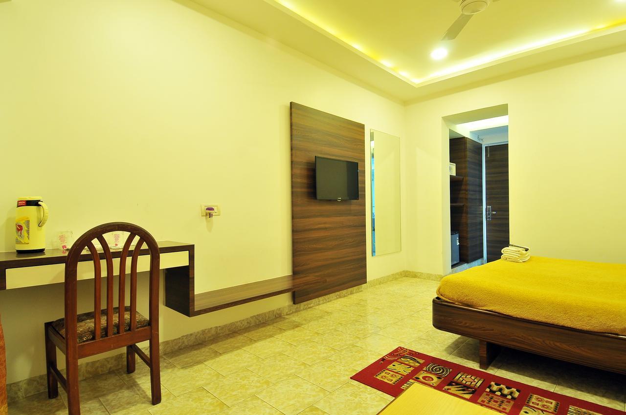 Sandy Resort ดามัน ภายนอก รูปภาพ